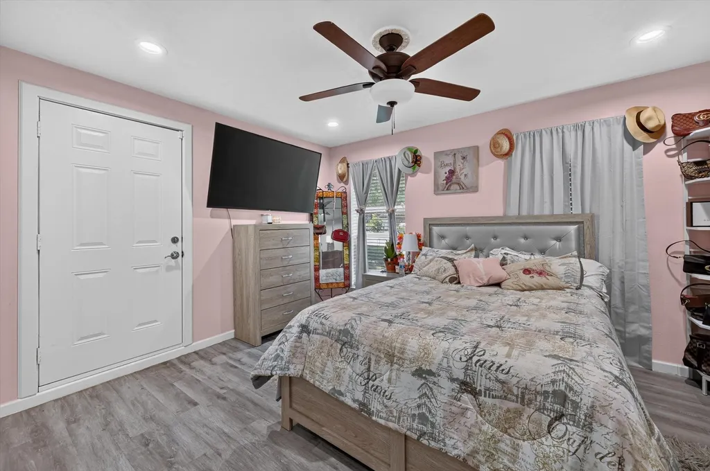 5716 Maryview Terrace Haltom City TX 76117