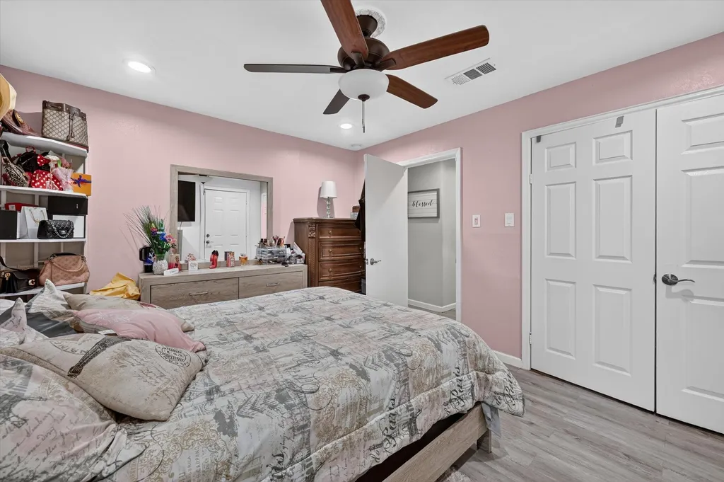 5716 Maryview Terrace Haltom City TX 76117