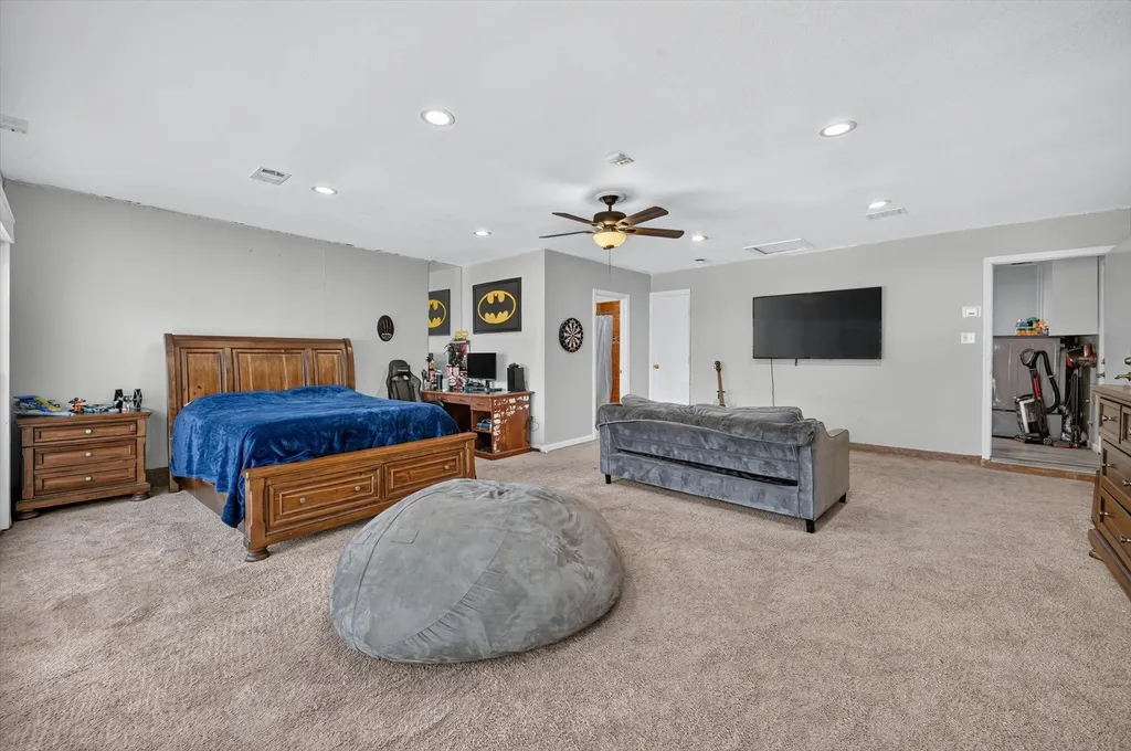 5716 Maryview Terrace Haltom City TX 76117
