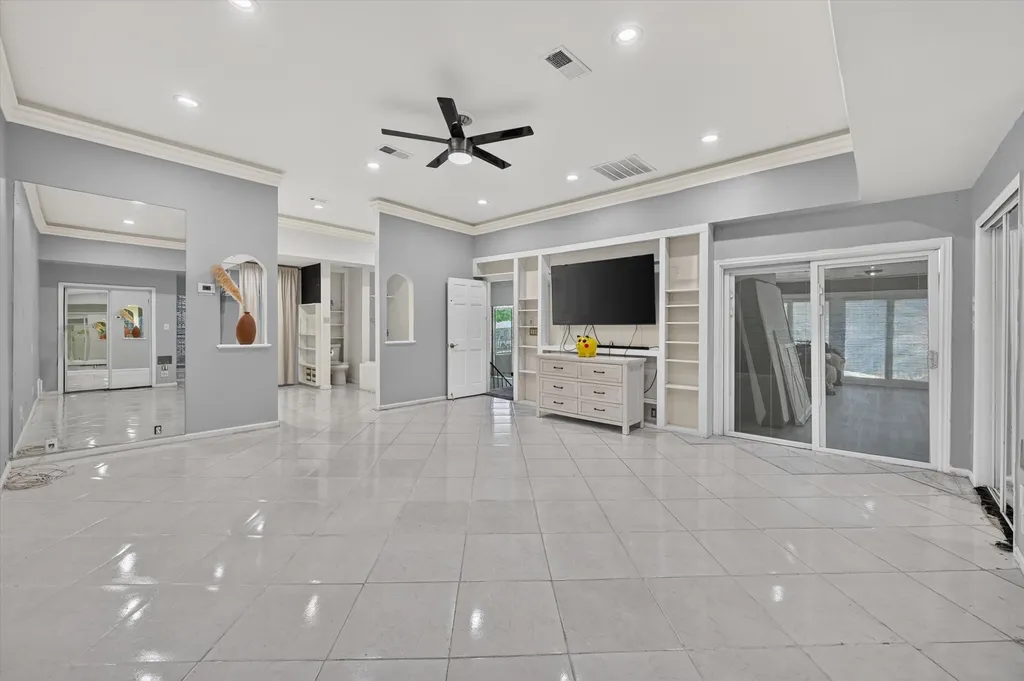 5716 Maryview Terrace Haltom City TX 76117