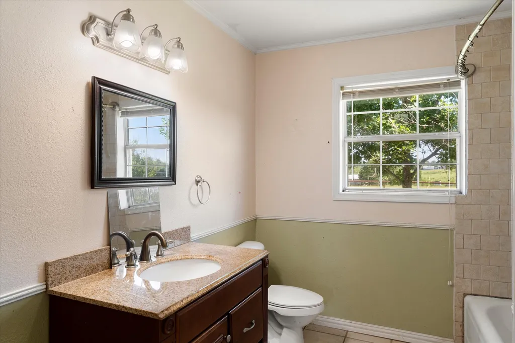 11465 County Road 3904 Athens TX 75752