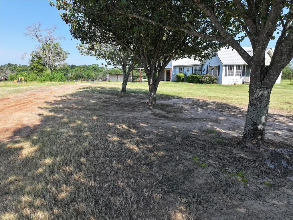 11465 County Road 3904 Athens TX 75752