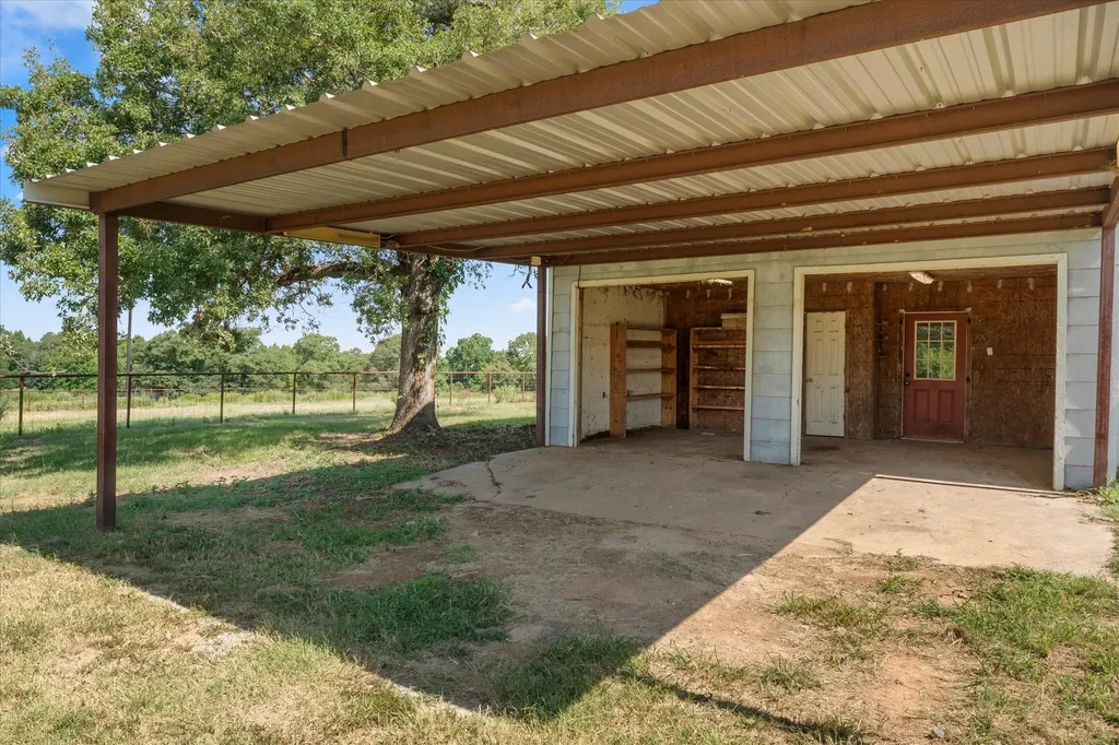 11465 County Road 3904 Athens TX 75752