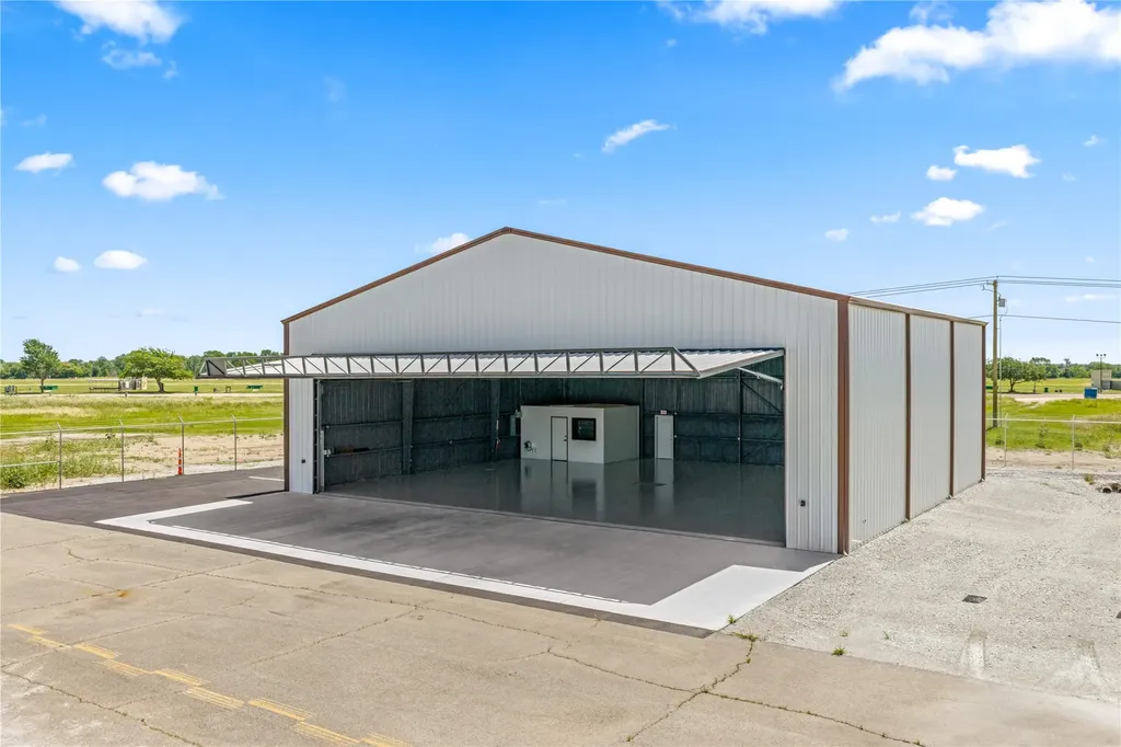 7527 Karl May Drive Waco TX 76708