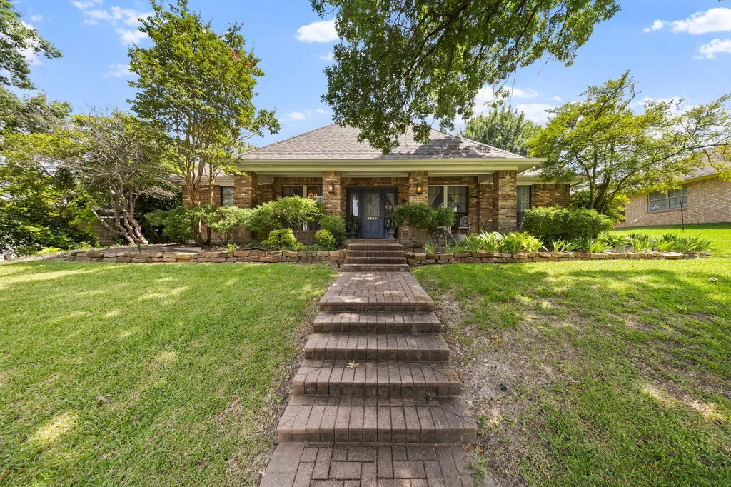6522 Mccommas Boulevard Dallas TX 75214