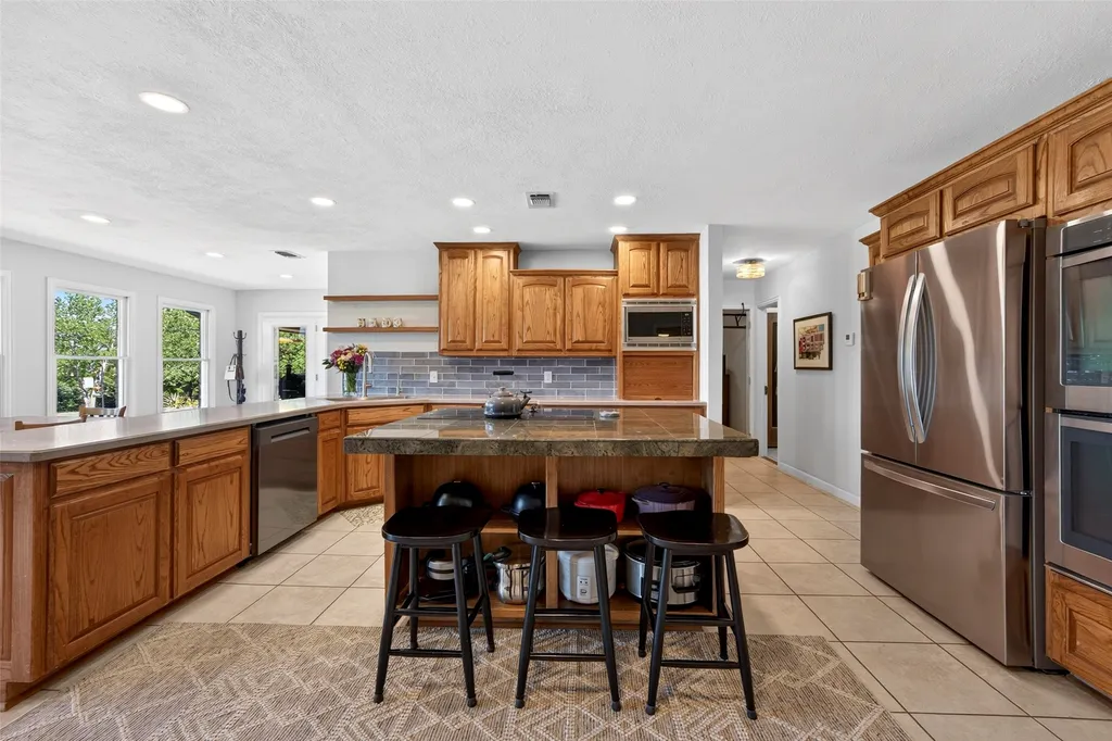 4601 Oak Drive Alvarado TX 76009