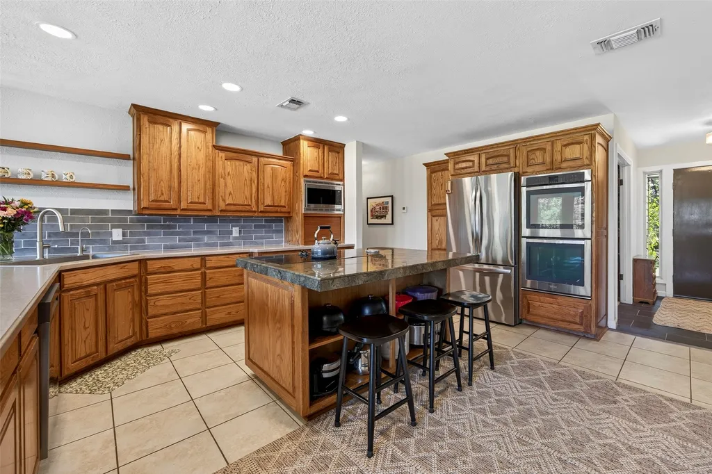 4601 Oak Drive Alvarado TX 76009