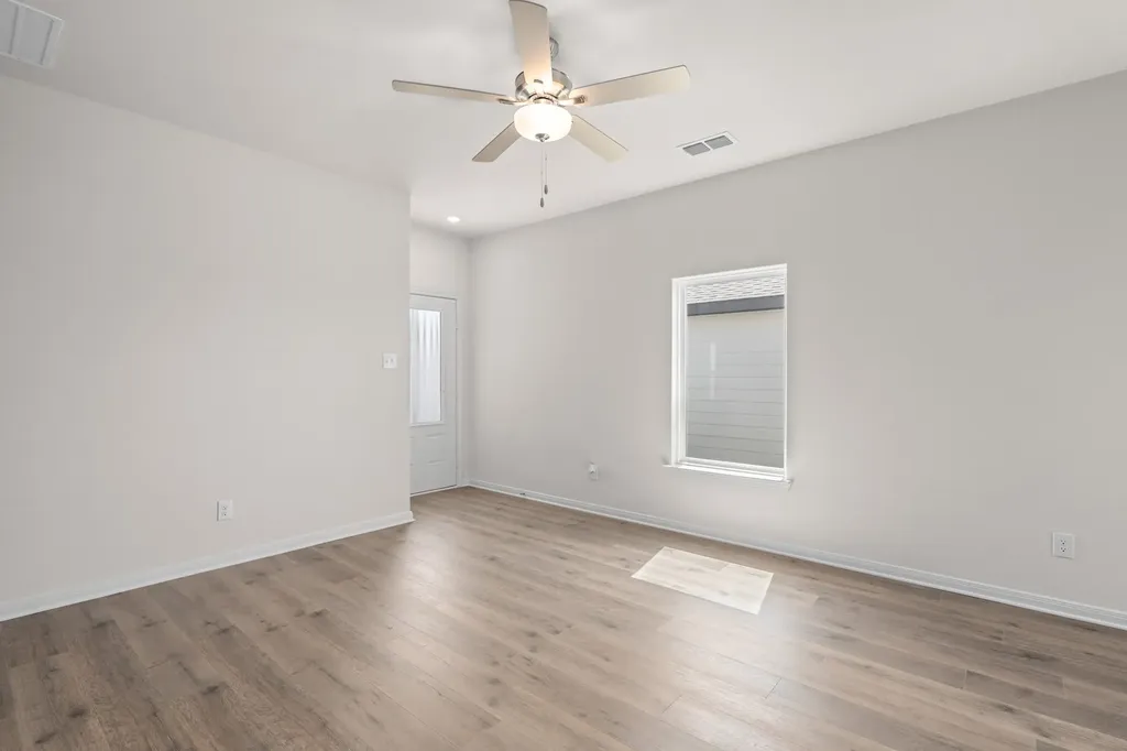 8320 White Wolf Trail Ponder TX 76259