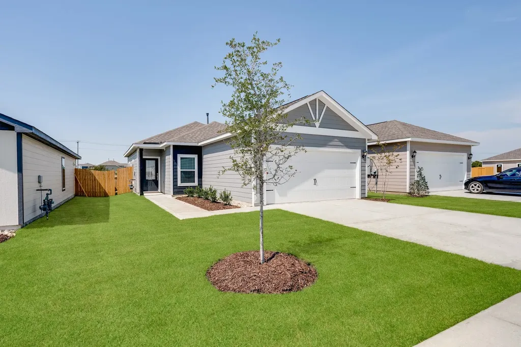 8313 White Wolf Trail Ponder TX 76259