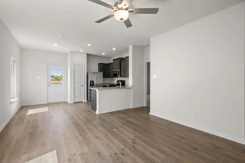 8313 White Wolf Trail Ponder TX 76259