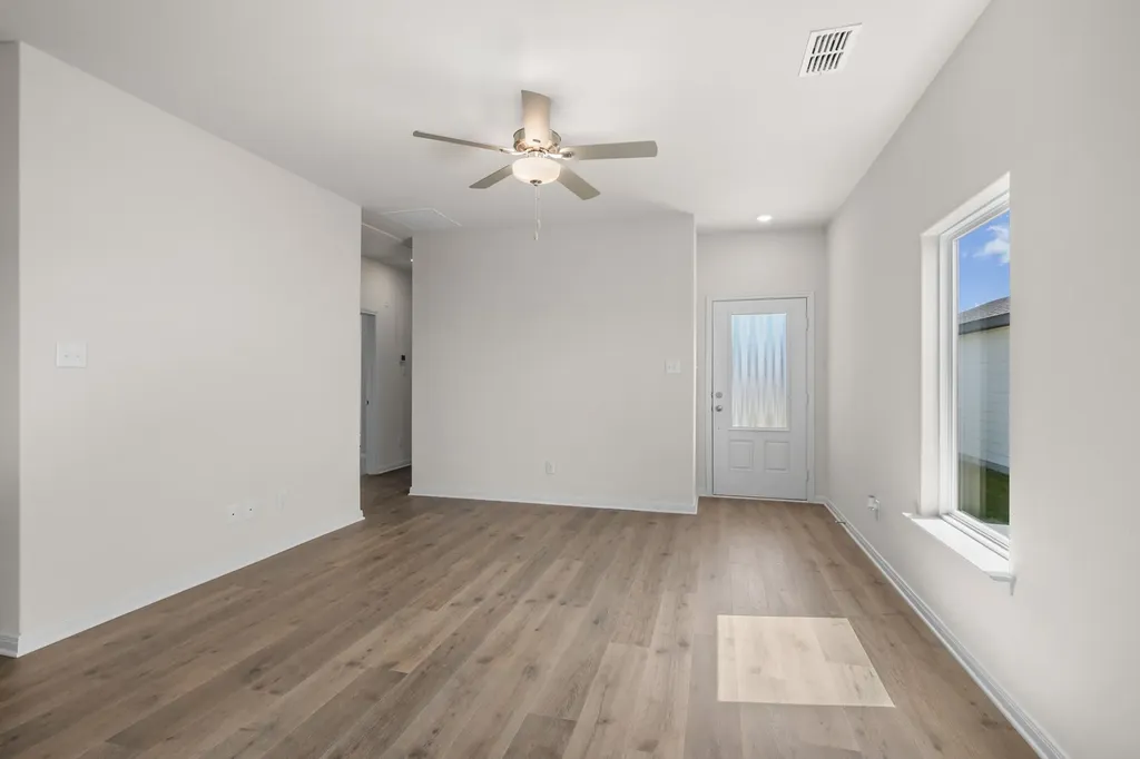 8313 White Wolf Trail Ponder TX 76259