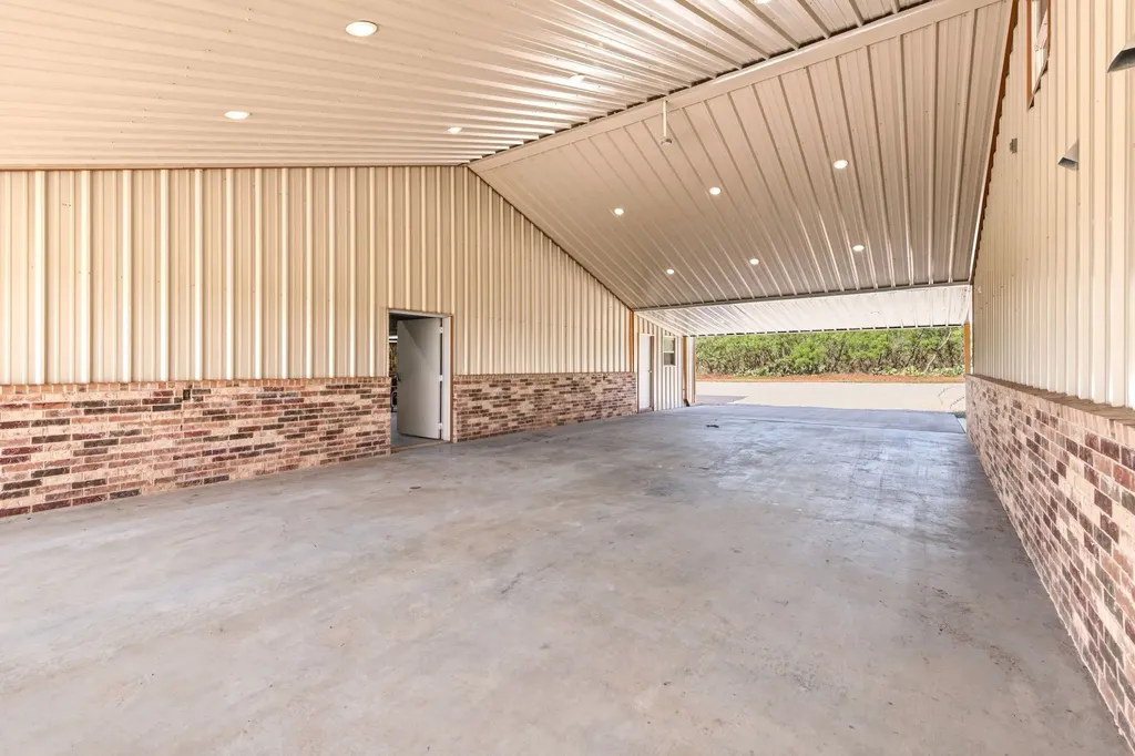 298 County Road 499 Abilene TX 79601