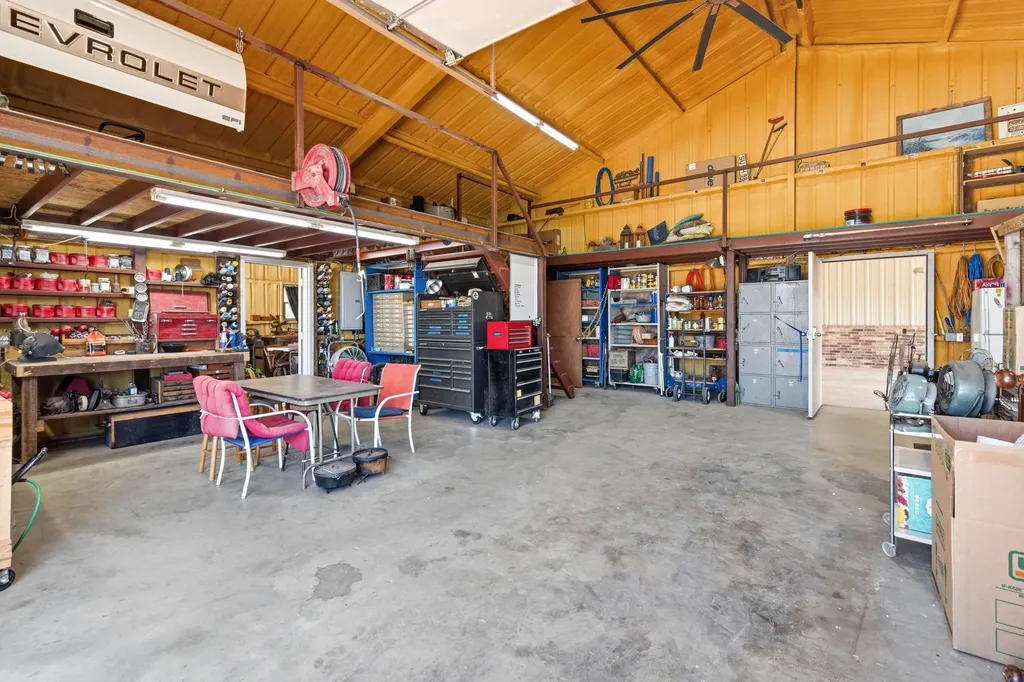 298 County Road 499 Abilene TX 79601