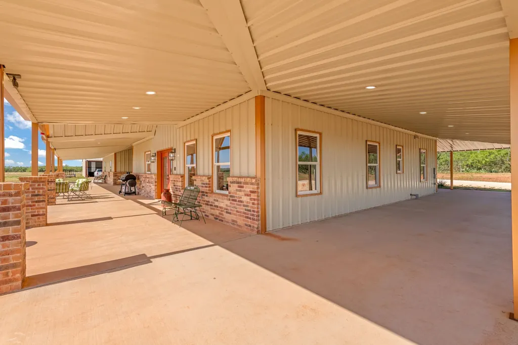 298 County Road 499 Abilene TX 79601