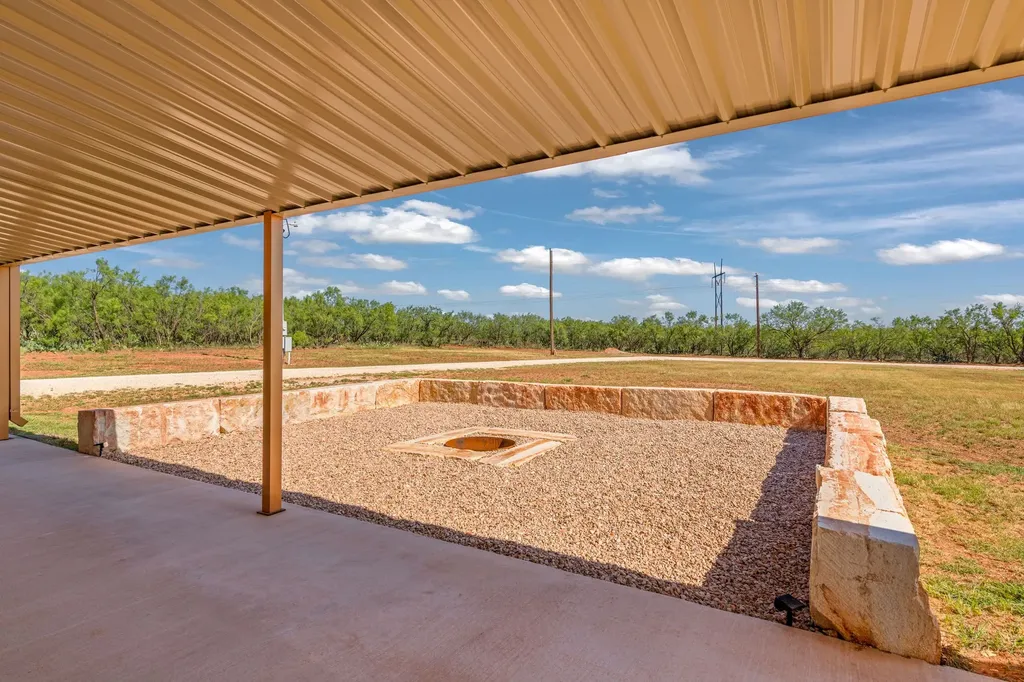 298 County Road 499 Abilene TX 79601