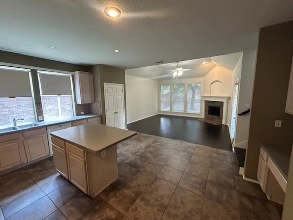 7215 Park Hill Trail Sachse TX 75048