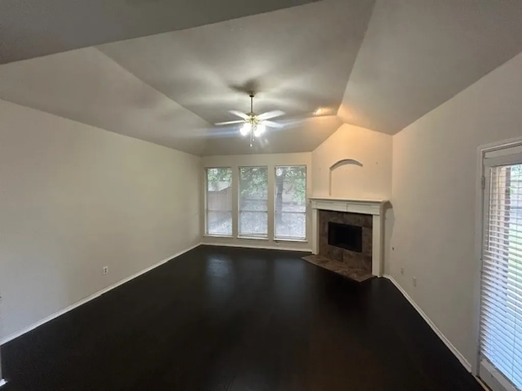 7215 Park Hill Trail Sachse TX 75048