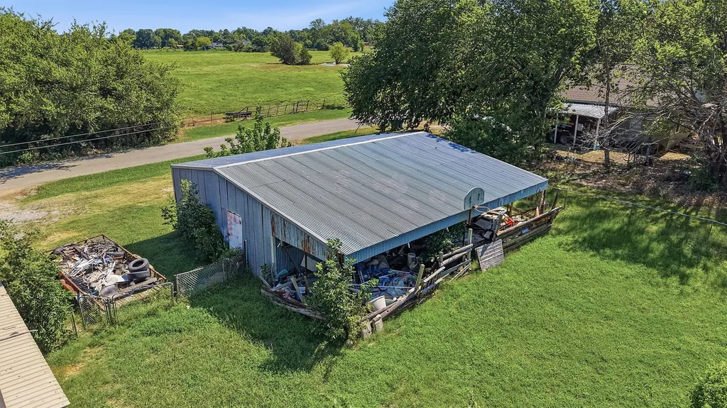 538 W Hughes Street Collinsville TX 76233