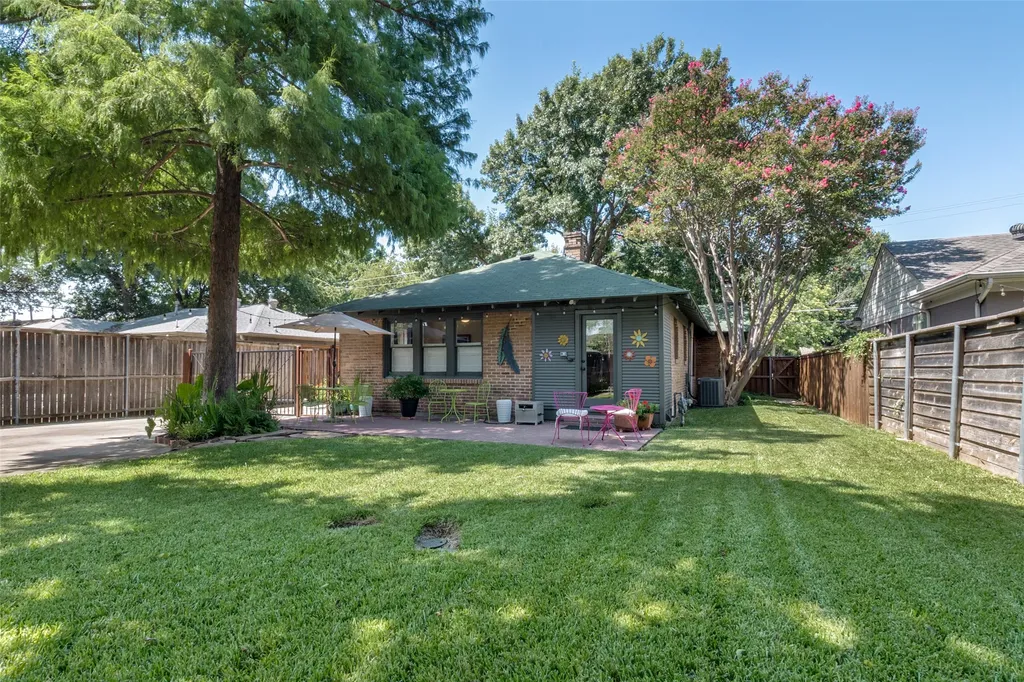 5114 Parkland Avenue Dallas TX 75235