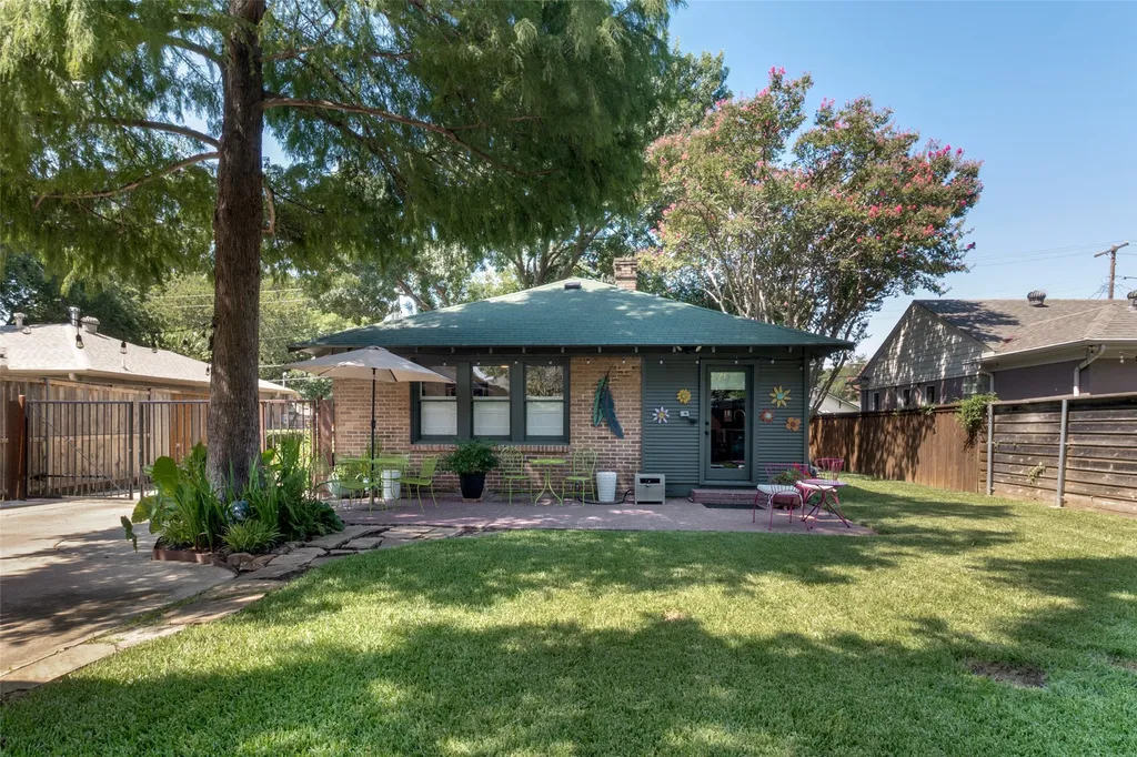 5114 Parkland Avenue Dallas TX 75235