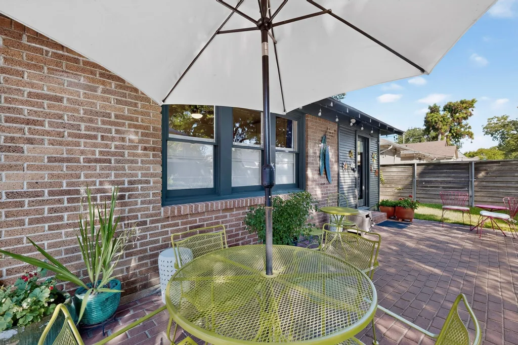 5114 Parkland Avenue Dallas TX 75235