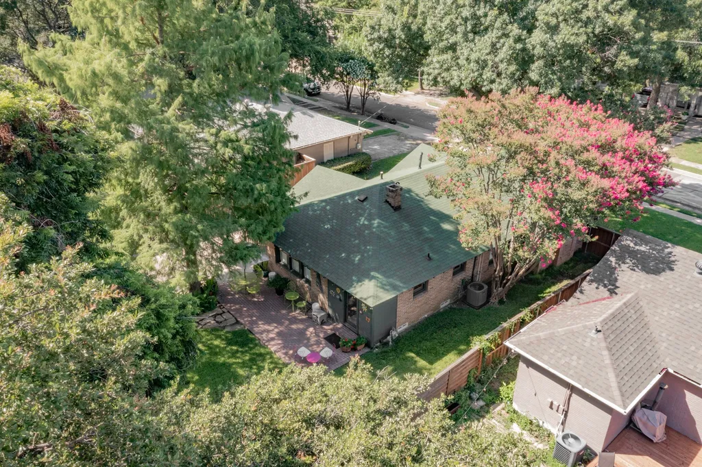 5114 Parkland Avenue Dallas TX 75235