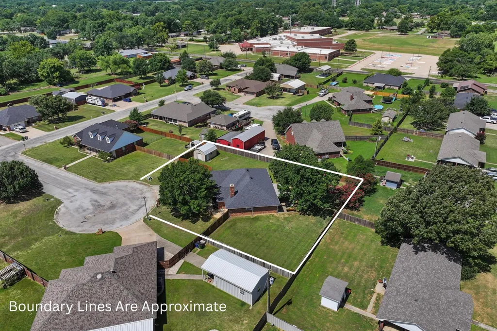 202 Daniel Court Collinsville TX 76233