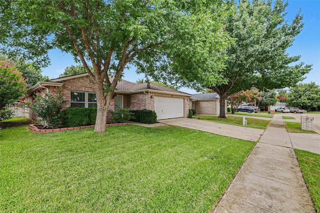 2707 Mountain View Drive Mckinney TX 75071