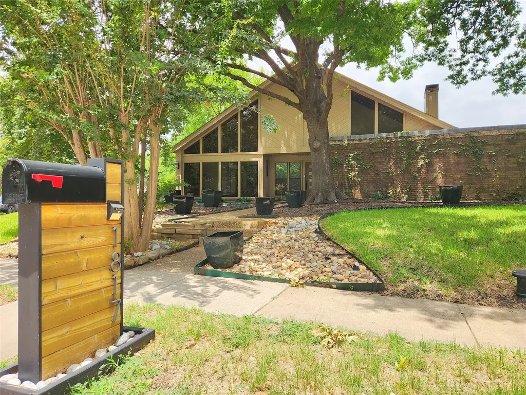 1817 Crooked Lane Plano TX 75023