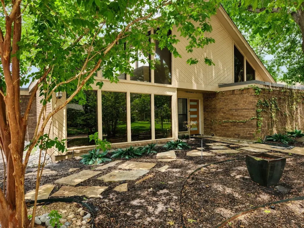 1817 Crooked Lane Plano TX 75023