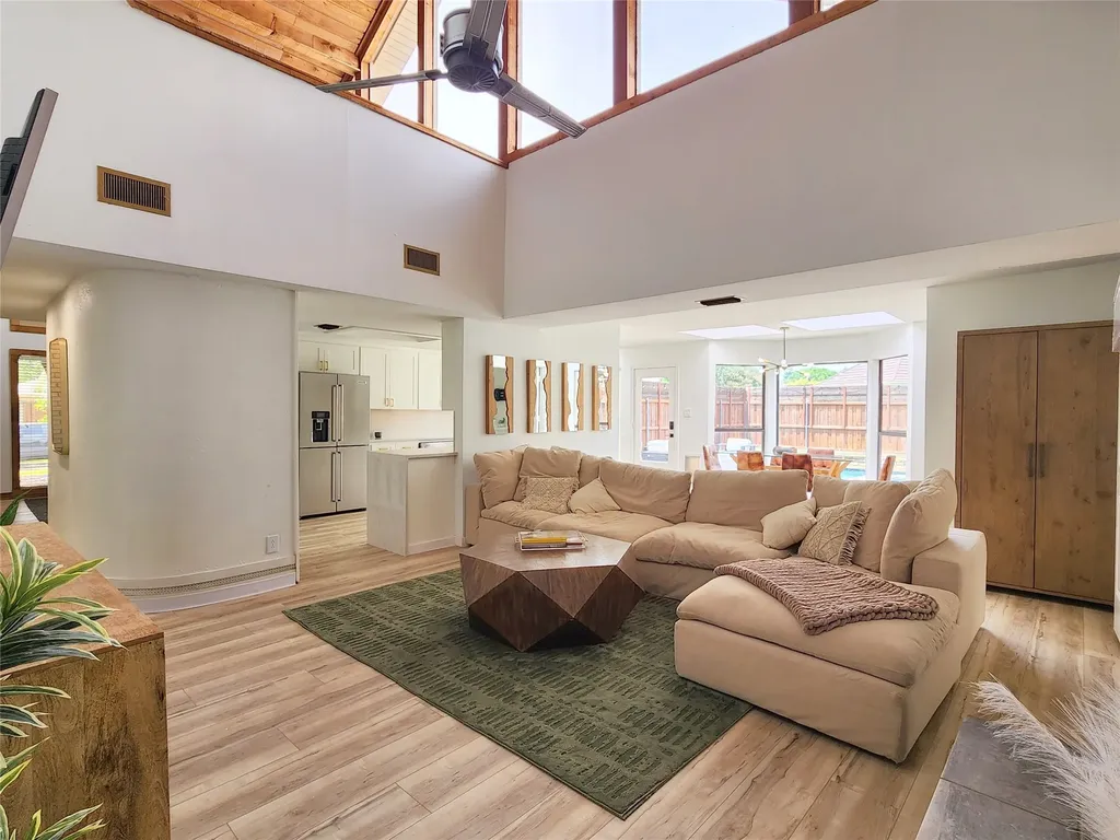 1817 Crooked Lane Plano TX 75023