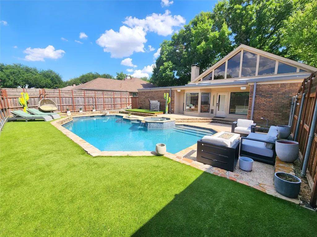 1817 Crooked Lane Plano TX 75023