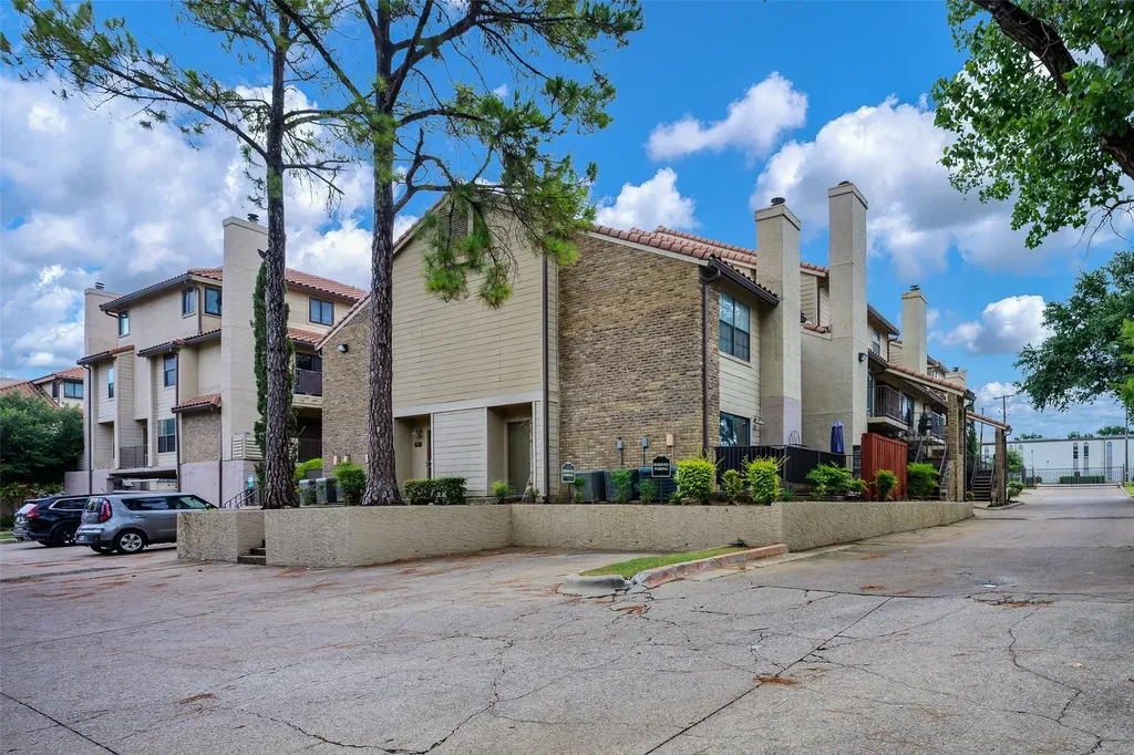 4777 Cedar Springs Road Dallas TX 75219