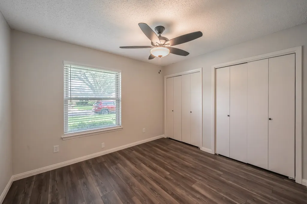1100 Purdue Drive Arlington TX 76012