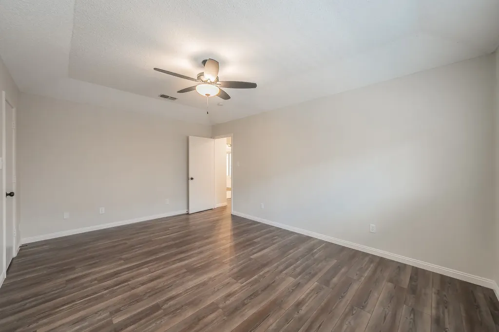 1100 Purdue Drive Arlington TX 76012