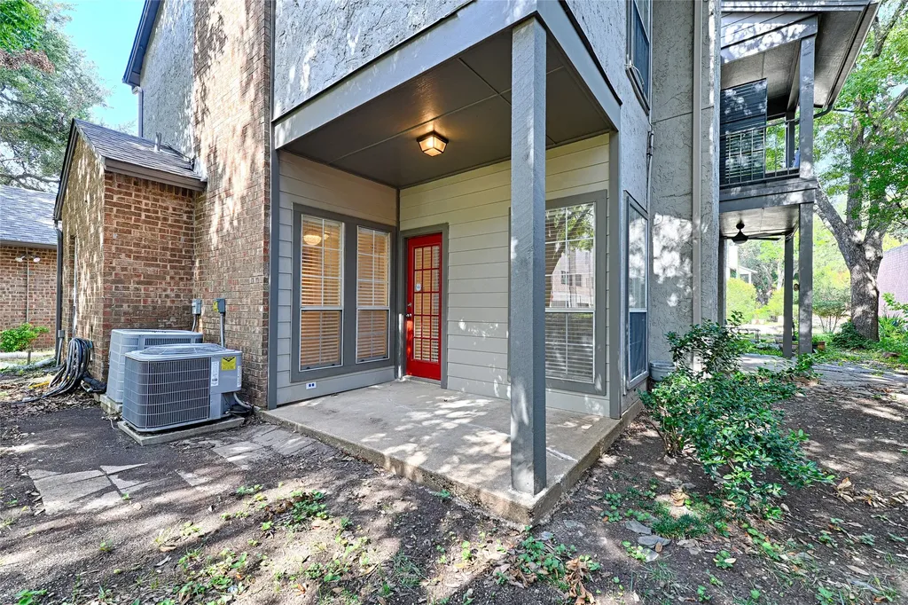 4067 Beltway Drive Addison TX 75001