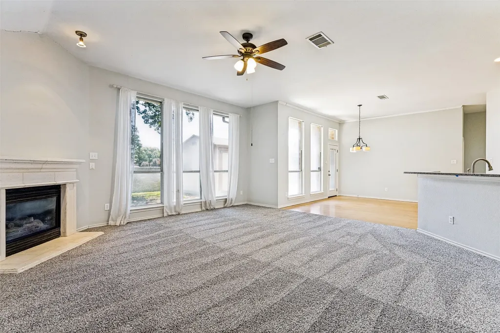 5856 Echo Bluff Drive Haltom City TX 76137