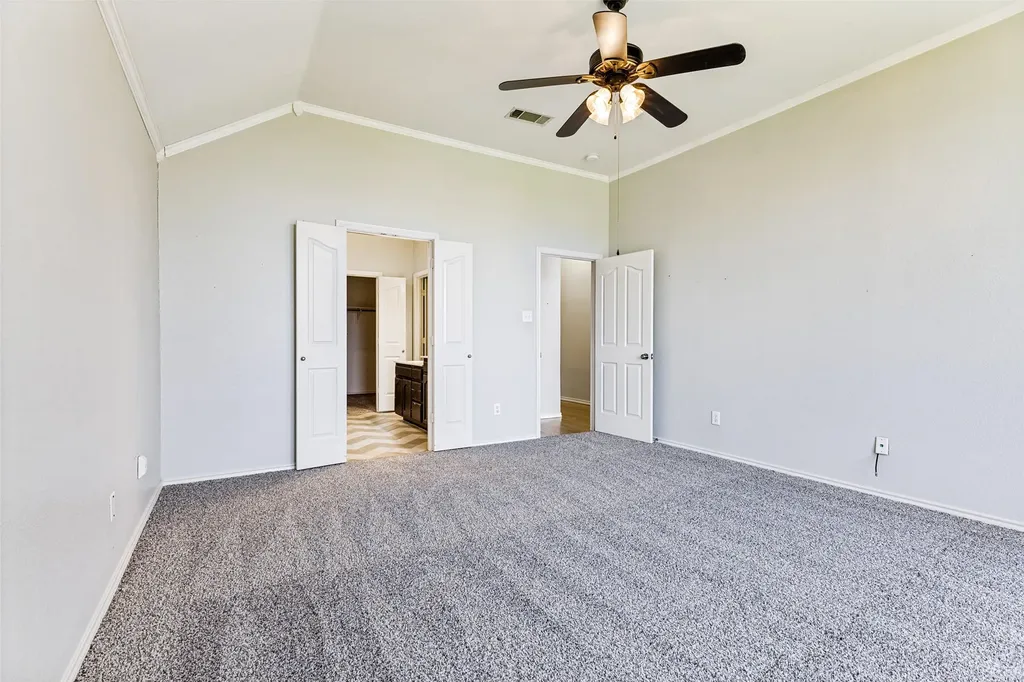 5856 Echo Bluff Drive Haltom City TX 76137