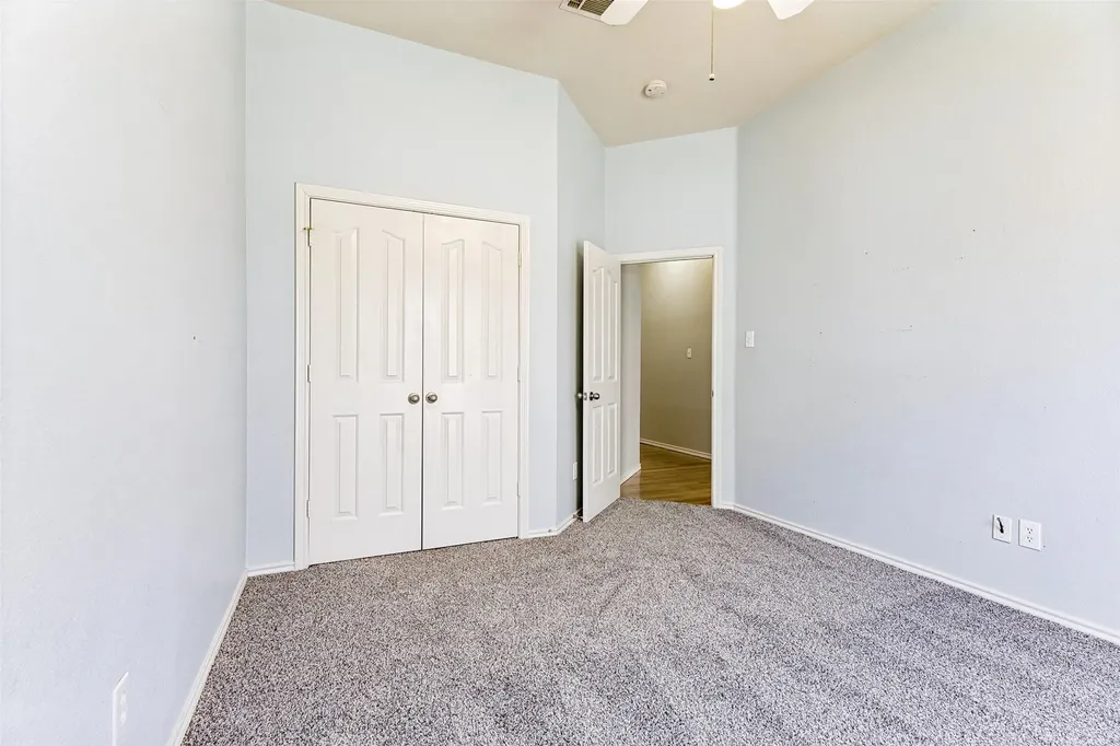 5856 Echo Bluff Drive Haltom City TX 76137
