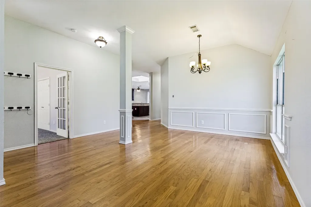 5856 Echo Bluff Drive Haltom City TX 76137