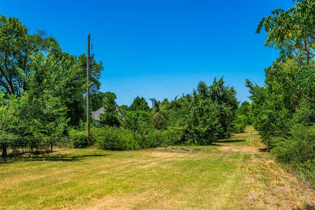 137 Collett Sublett Road Kennedale TX 76060