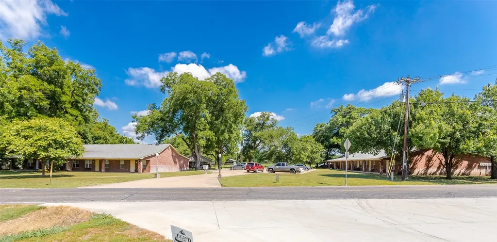 3311 W Fm 813 Palmer TX 75152