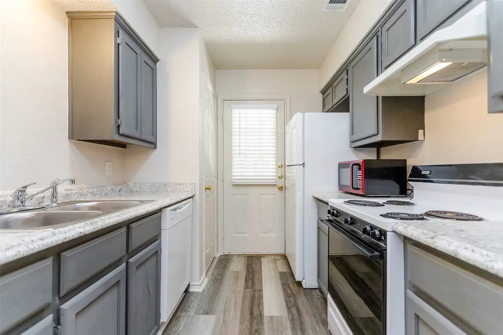 3311 W Fm 813 Palmer TX 75152