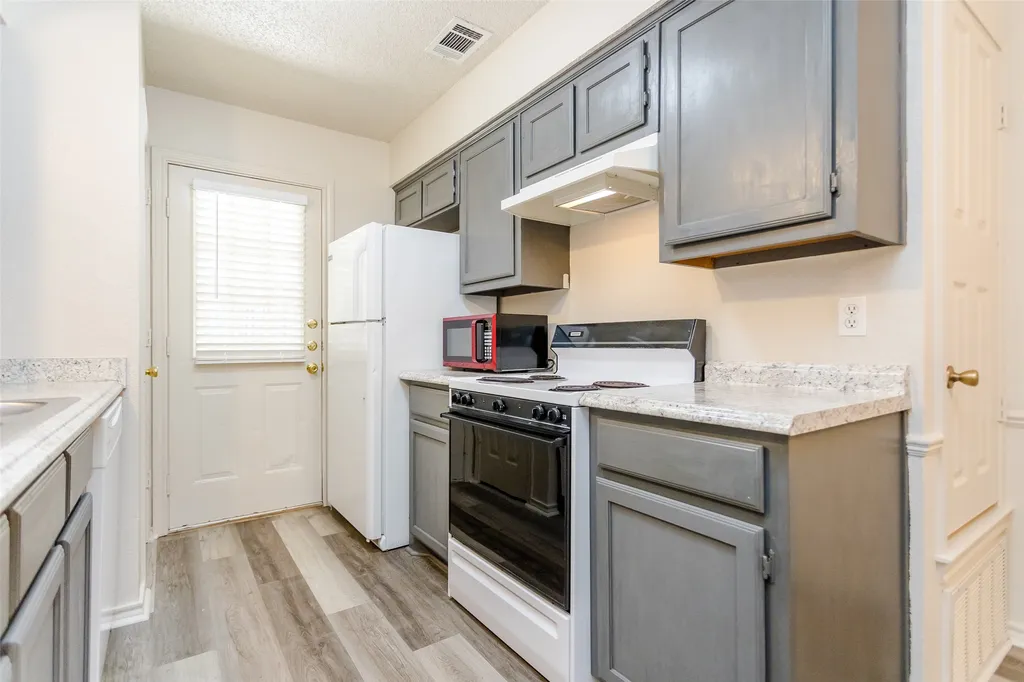 3311 W Fm 813 Palmer TX 75152