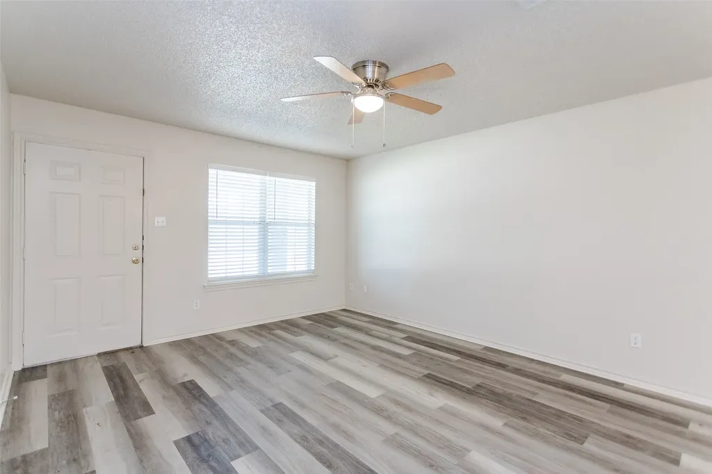 3311 W Fm 813 Palmer TX 75152