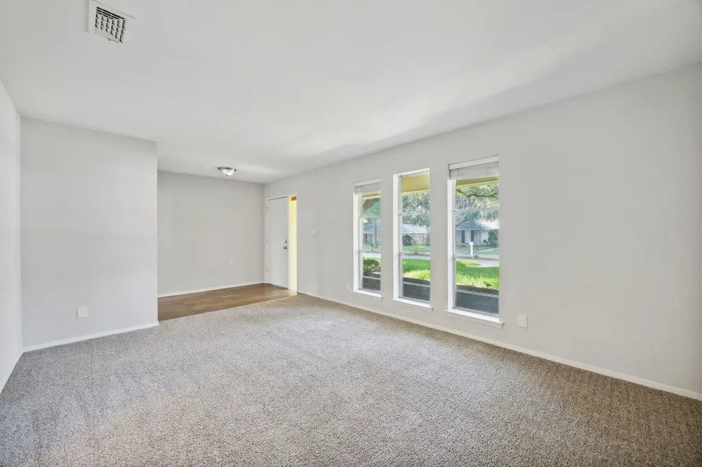 1725 Northcrest Drive Plano TX 75075