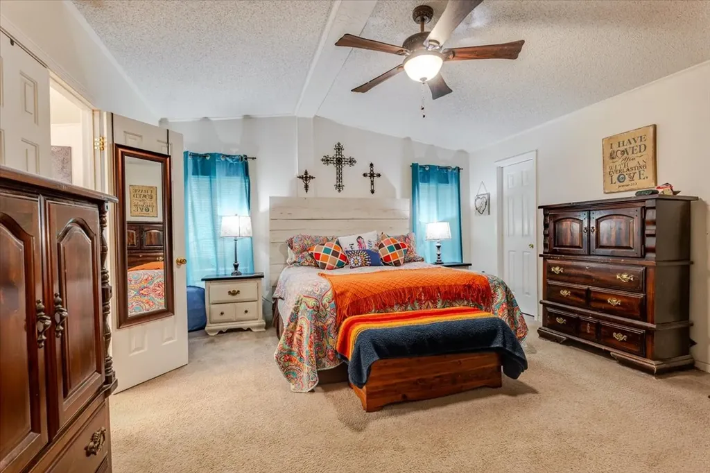 3637 Highway 281 N Jacksboro TX 76458