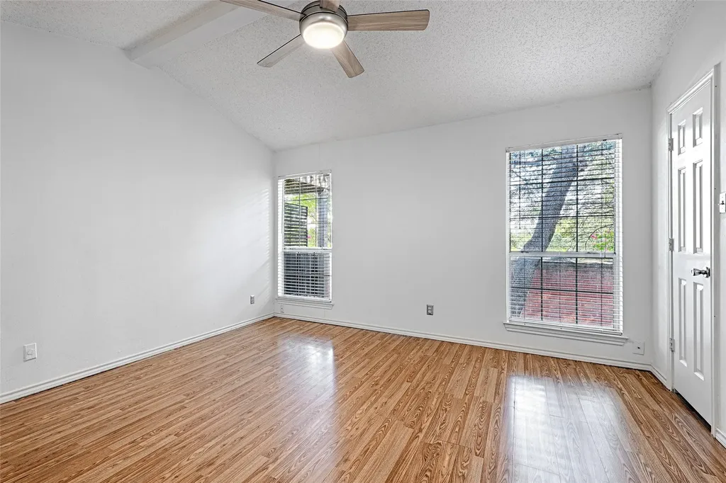 4067 Beltway Drive Addison TX 75001