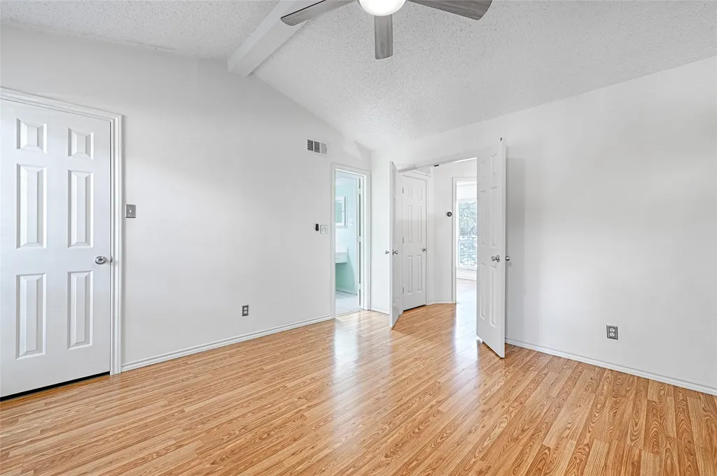 4067 Beltway Drive Addison TX 75001