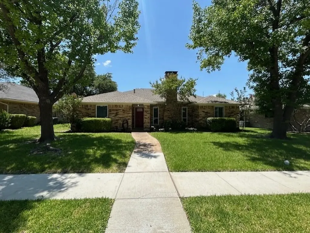1026 Goldenrod Drive Garland TX 75043